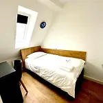 Home Inn Hotel 3*