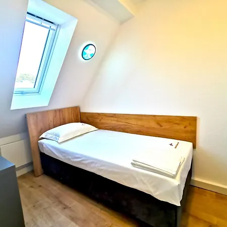 Home Inn Hotel Dormagen