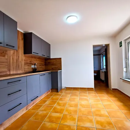 Home Inn Hotel Bed & Breakfast 4*