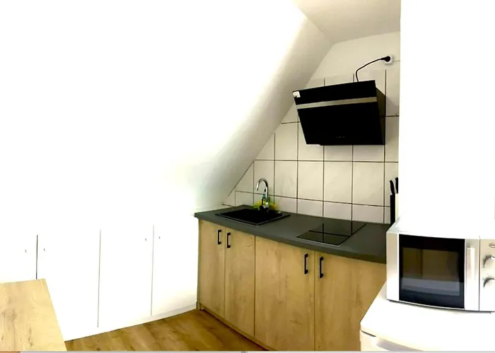 Home Inn Hotel Bed & Breakfast 3*