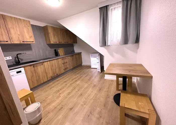 Home Inn Hotel Bed & Breakfast 3*